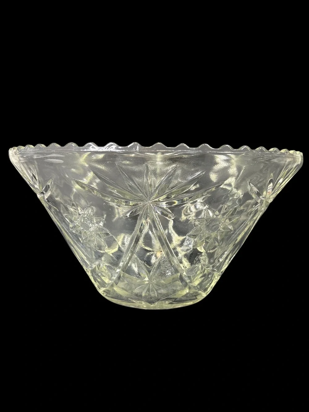 Vintage Anchor Hocking Early American Pre scut Star of David Punch Bowl.